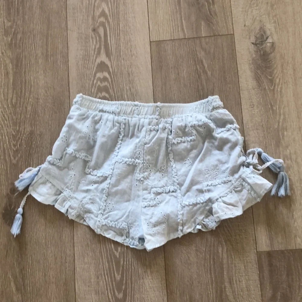 Surf Gypsy Ice Blue eyelet shorts - Picture 4 of 5